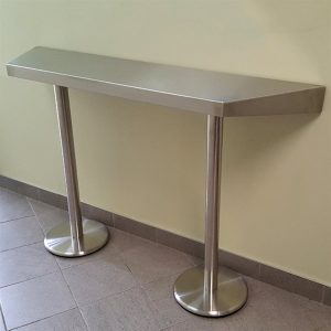 Table en Inox 60''/42'' x 15'' x 40" H